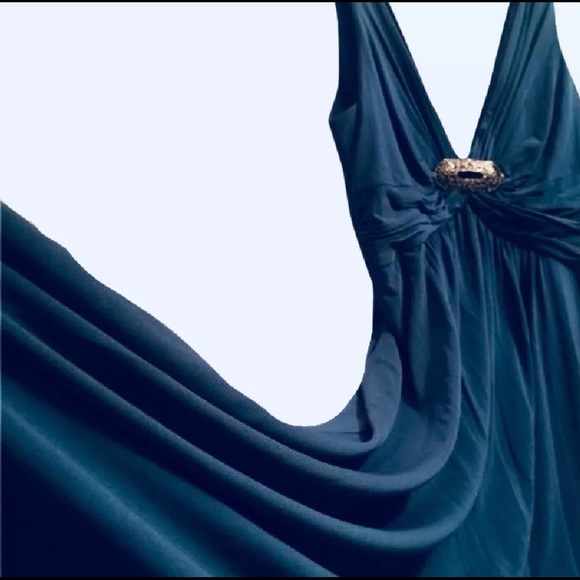 BCBGMAXAZRIA BROOCH SLEEVELESS GOWN DRESS Size 4 - Picture 6 of 8